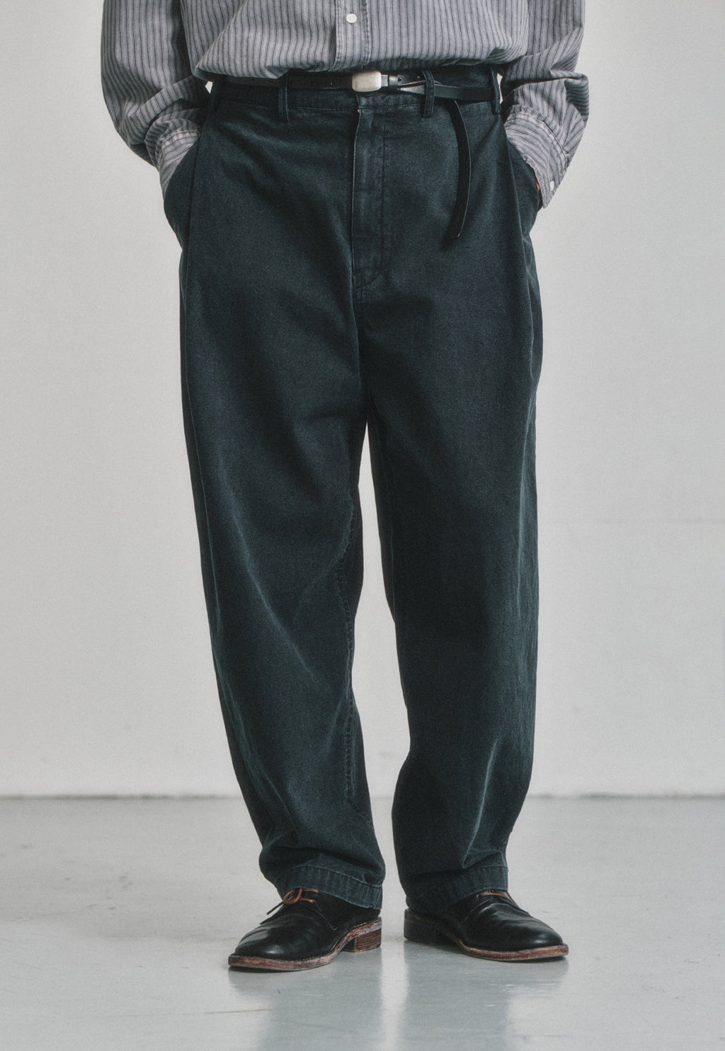 Art if acts - Cotton Side Tuck Curved Trousers (Stone) product image 5 | TRAB K-Fashion Australia