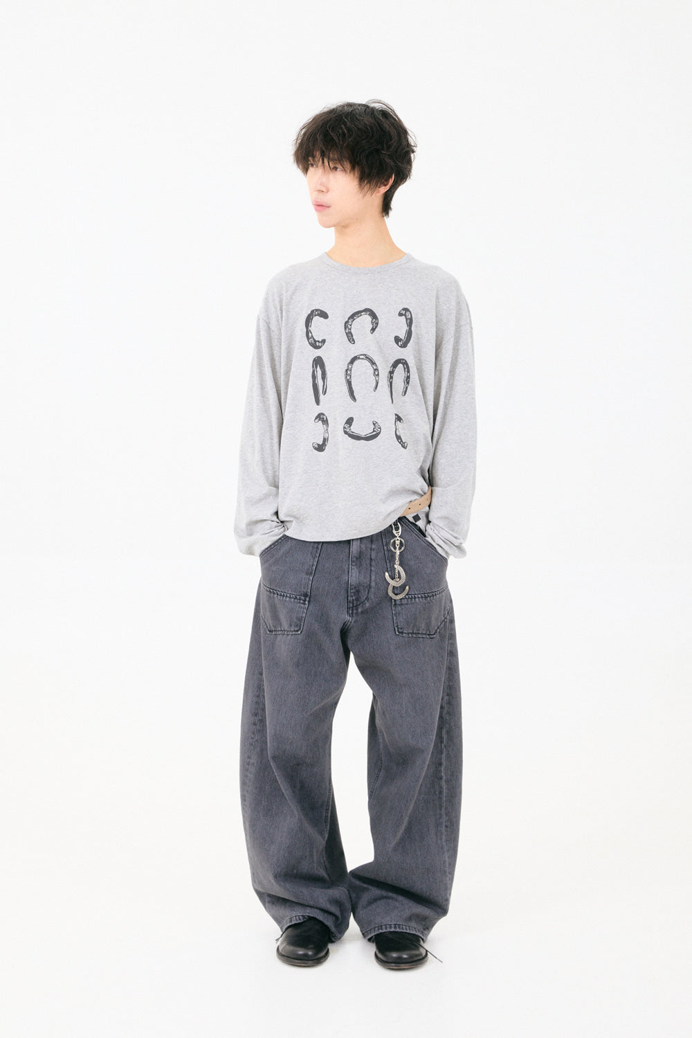 Hatchingroom - Wide Curve Carpenter Jeans (Dusty Black) product image 11 | TRAB K-Fashion Australia