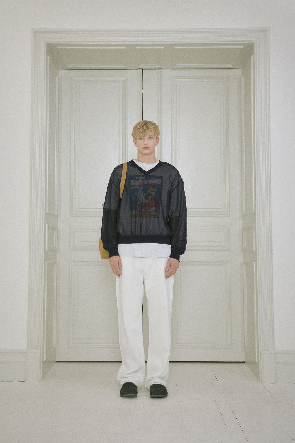 STU - Sheer V-Neck Knit (Navy) product image 1 | TRAB K-Fashion Australia