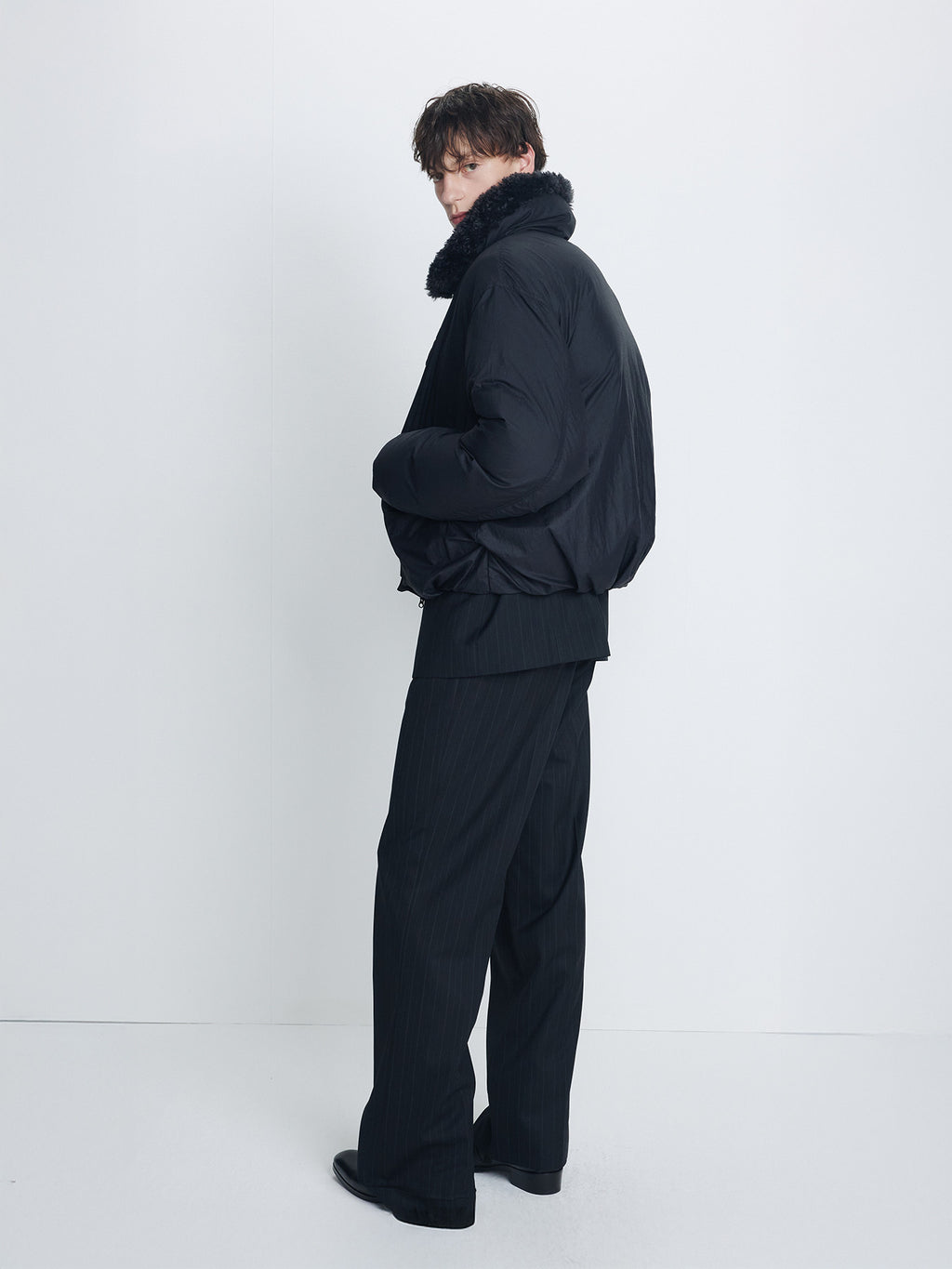 Tonywack - Shearling Collar Puffer Blouson (Black) product image 3 | TRAB K-Fashion Australia