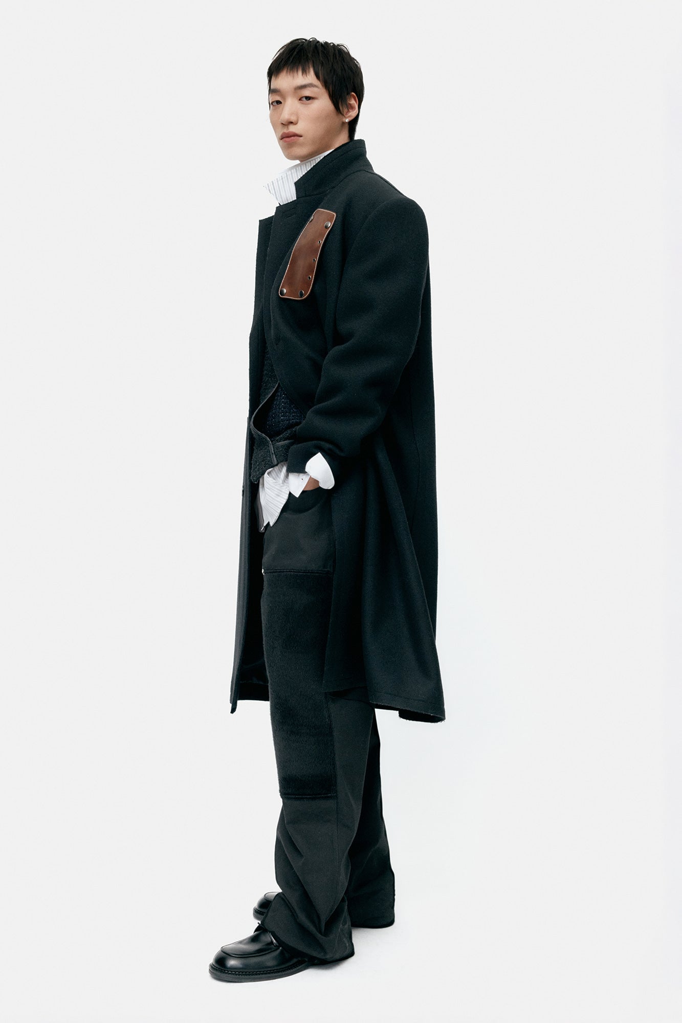Andersson Bell - Unisex James Wool Coat (Black) product image 3 | TRAB K-Fashion Australia