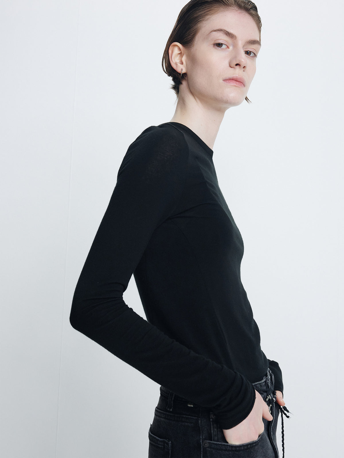 Tonywack - Crew Neck Long Sleeve Top (Black) product image 4 | TRAB K-Fashion Australia