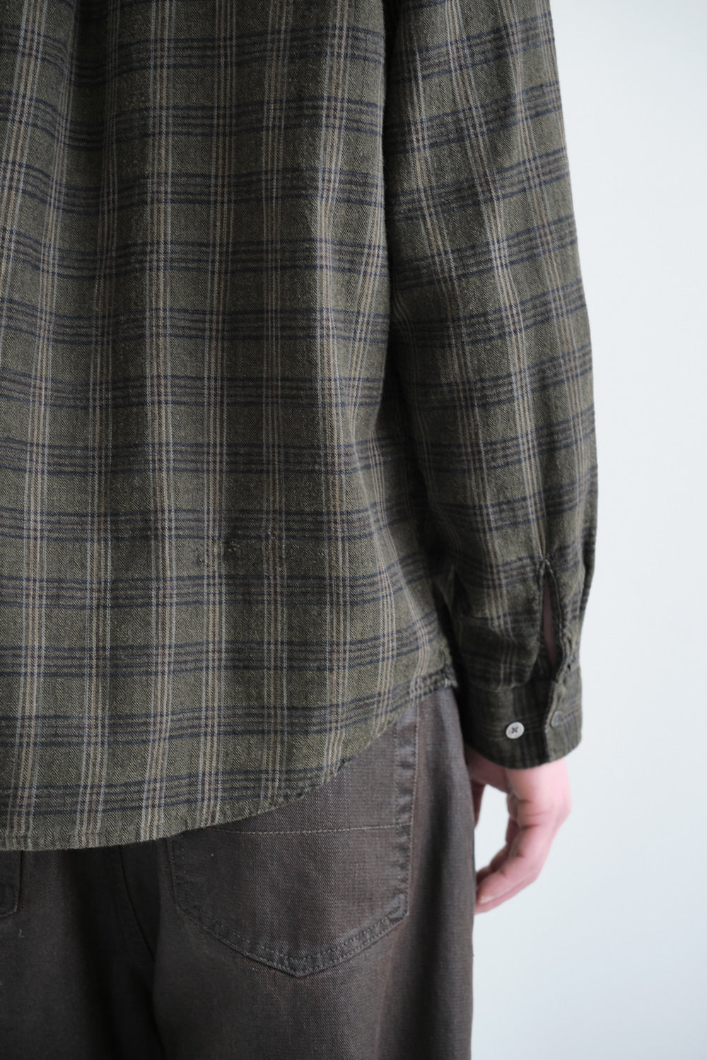 Hatchingroom - Museum Shirt Herringbone Check (Over Dyed Khaki) product image 8 | TRAB K-Fashion Australia