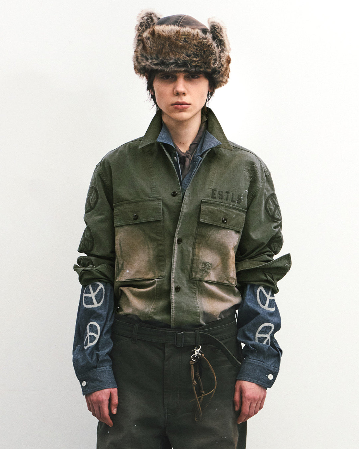 Eastlogue - Peace Symbol Damage Shirts (Vintage Olive) product image 2 | TRAB K-Fashion Australia