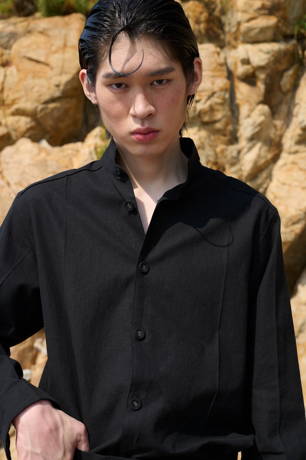 STU - Stand Collar Crease Shirt (Black) product image 3 | TRAB K-Fashion Australia