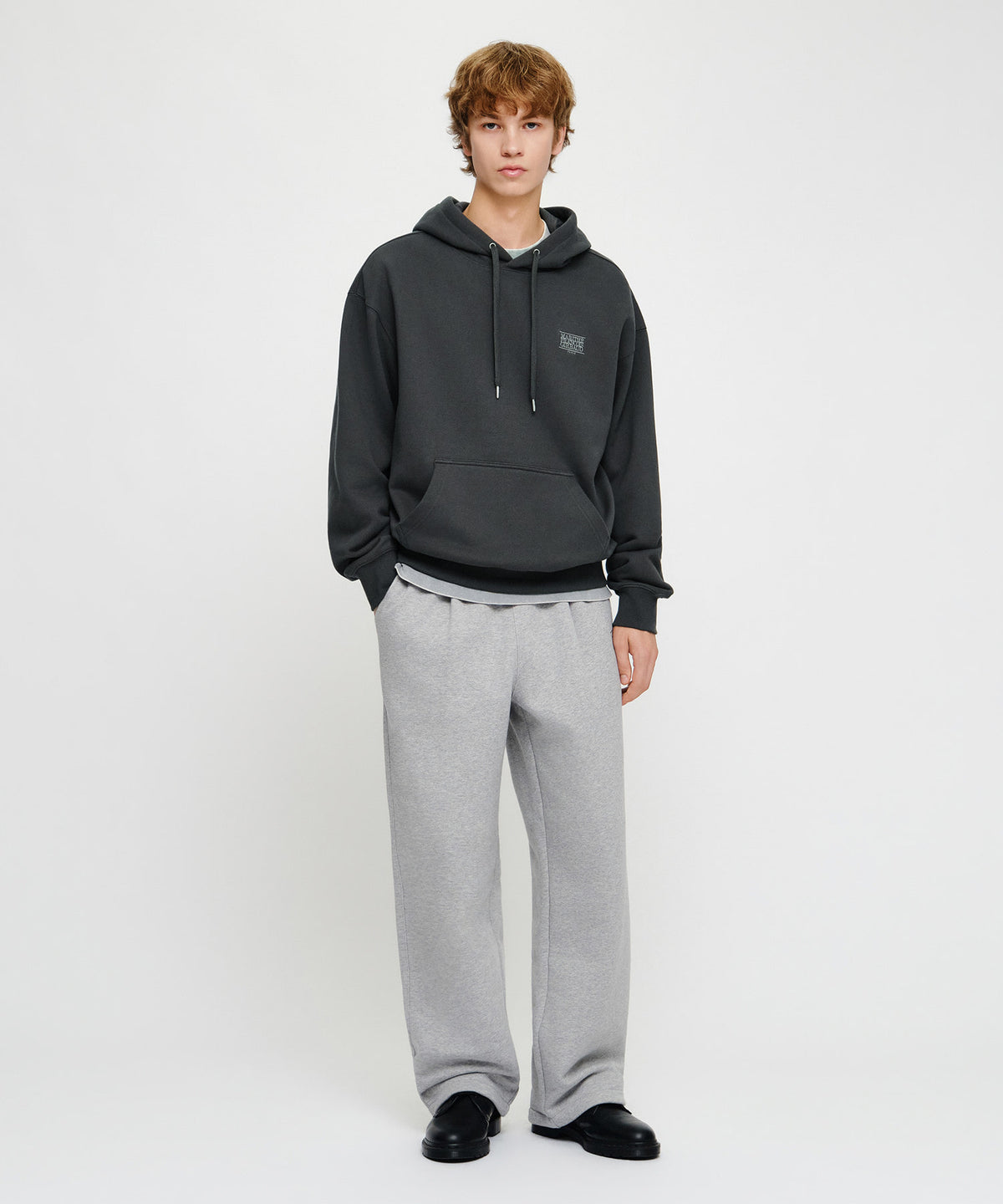 Marithe & Francois Girbaud - One Tuck Wide Sweat Joggers (brushed) (Heather Gray) product image 3 | TRAB K-Fashion Australia