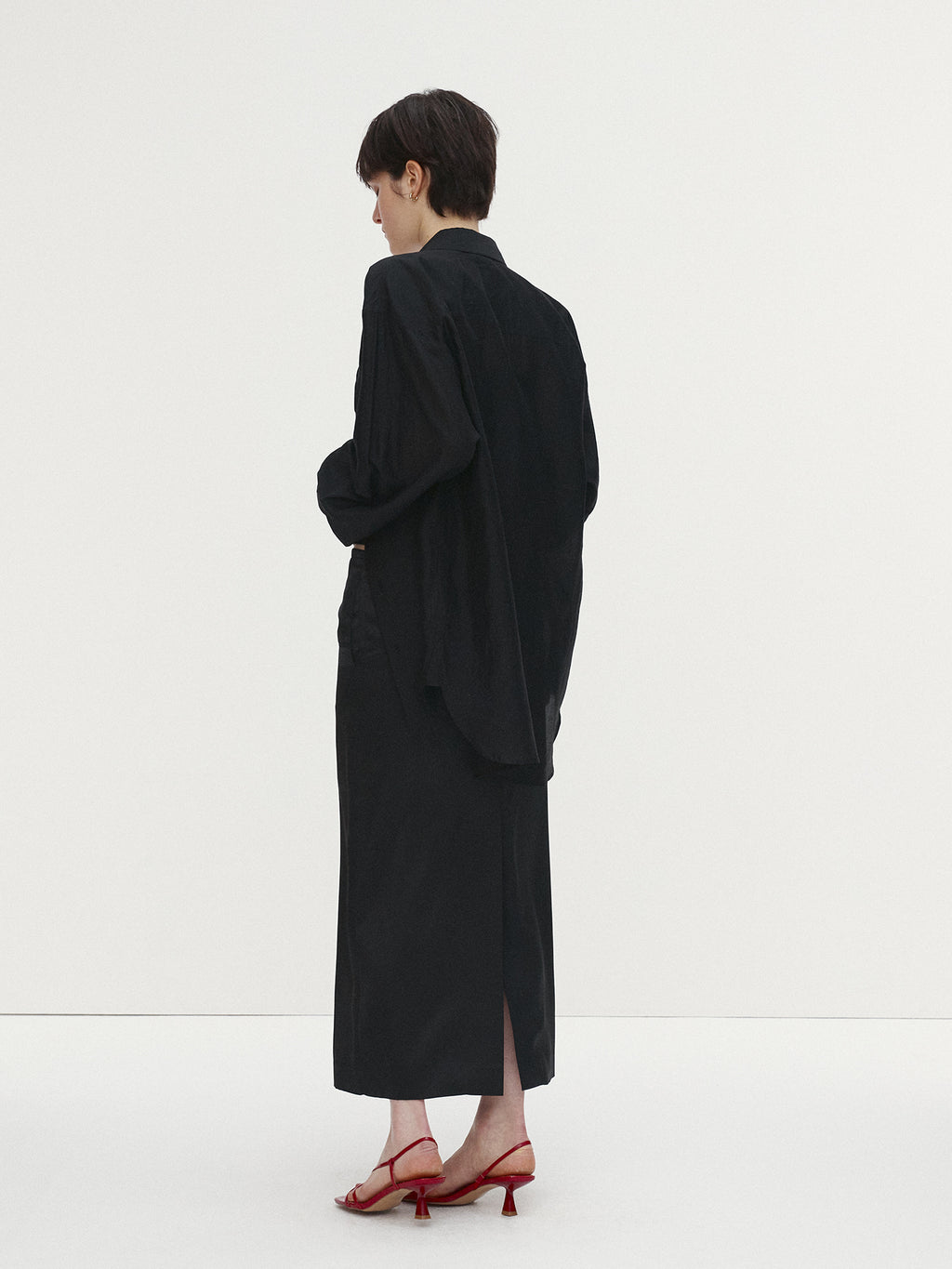 Tonywack - Tencel Oversized Shirt (Black) product image 4 | TRAB K-Fashion Australia