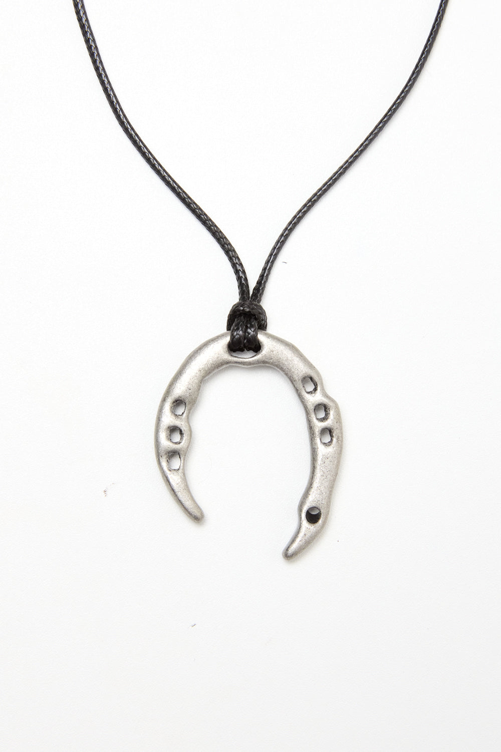 Hatchingroom - Oversized Horseshoe Necklace (OC) product image 2 | TRAB K-Fashion Australia