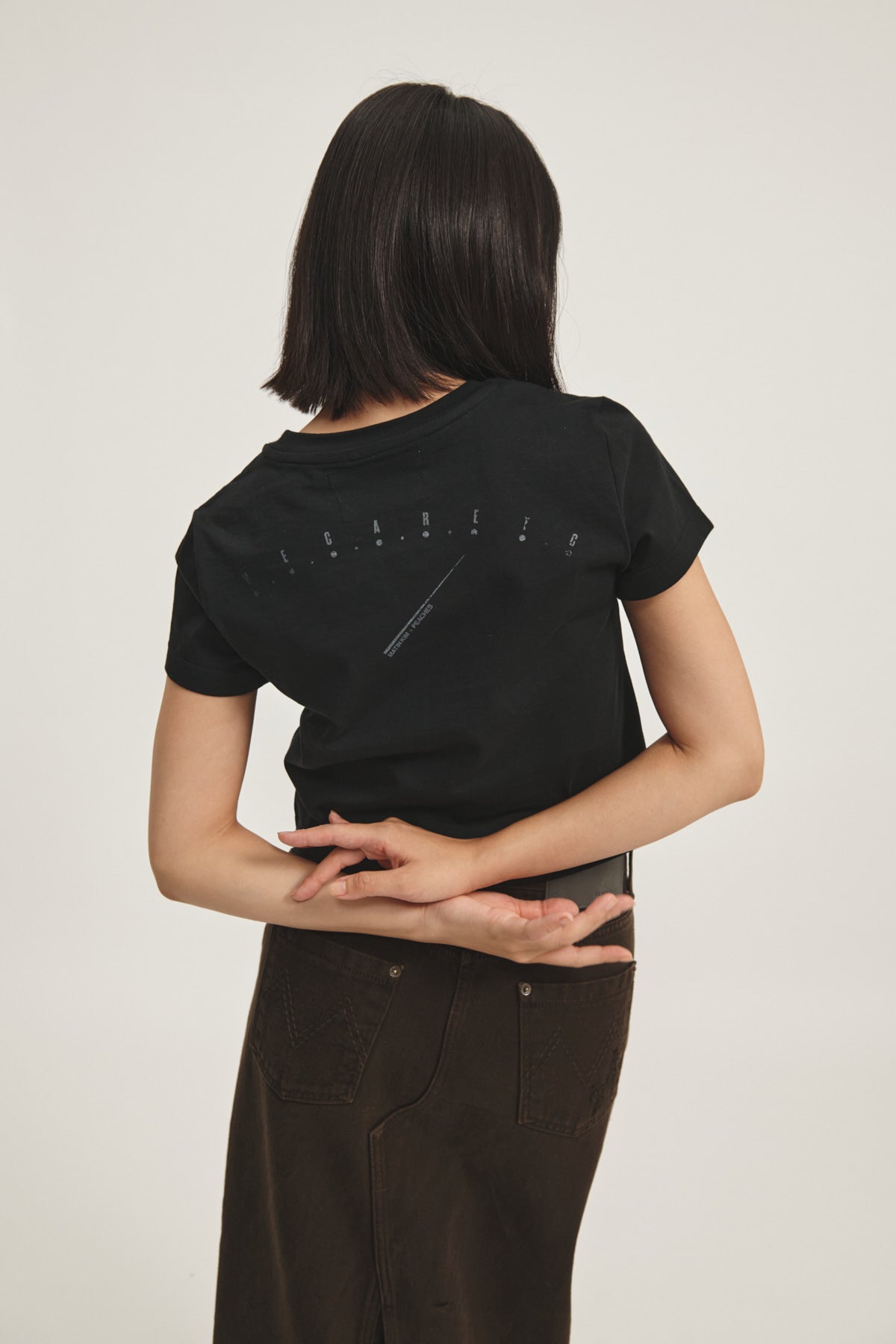 Matin Kim - Peaches Logo Graphic Crop Top (Black) product image 12 | TRAB K-Fashion Australia