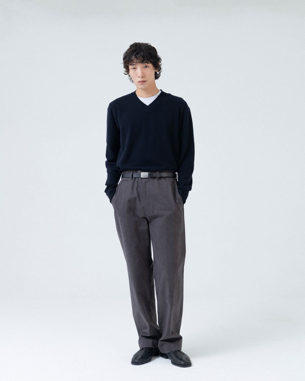 Brownyard - Extra Super Fine V Neck Knit (Dark Navy) product image 2 | TRAB K-Fashion Australia