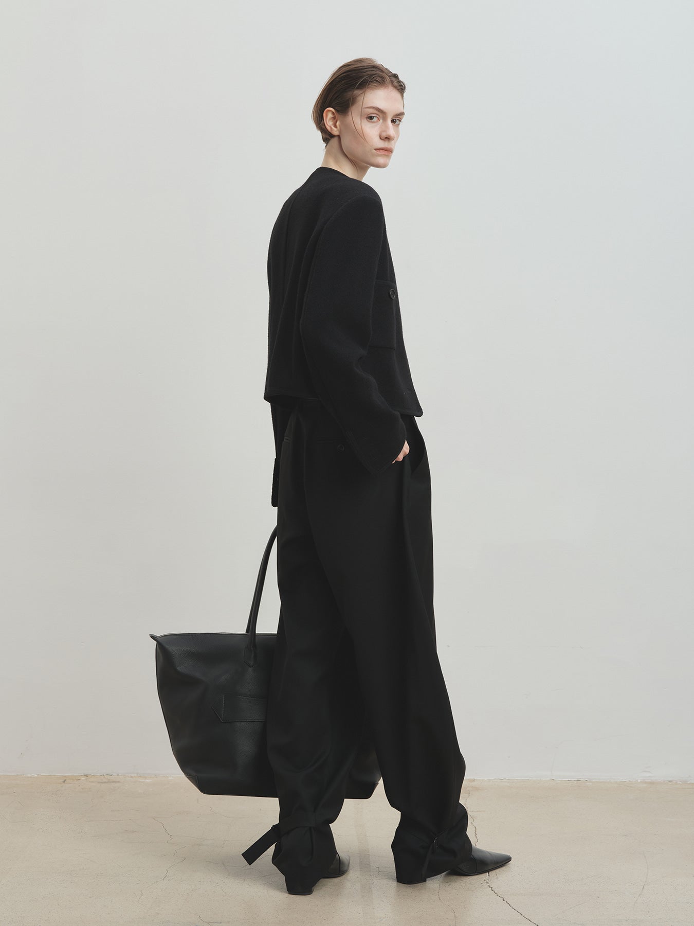 Tonywack - Wool Tweed Cropped Jacket (Black) product image 5 | TRAB K-Fashion Australia
