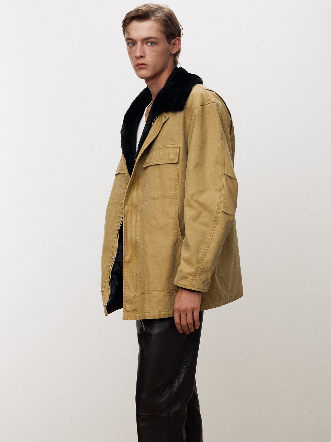 Tonywack - Fur Trimmed Garment Washed Chore Jacket (Beige) product image 3 | TRAB K-Fashion Australia