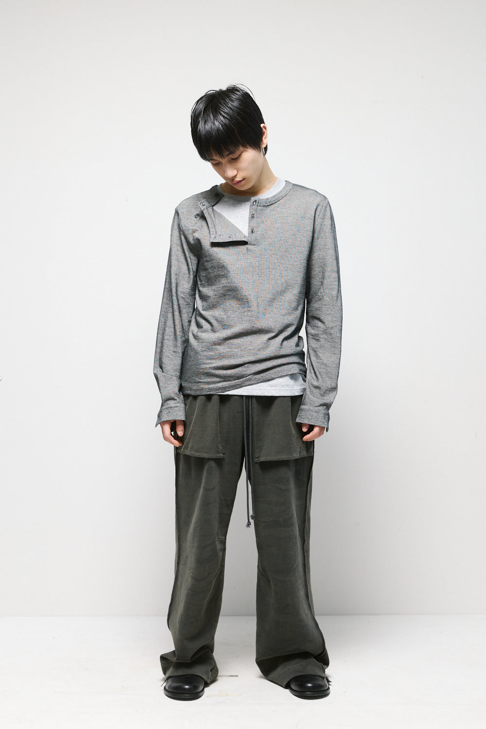 Hatchingroom - Triple Henley Neck Tee (Grey) product image 6 | TRAB K-Fashion Australia