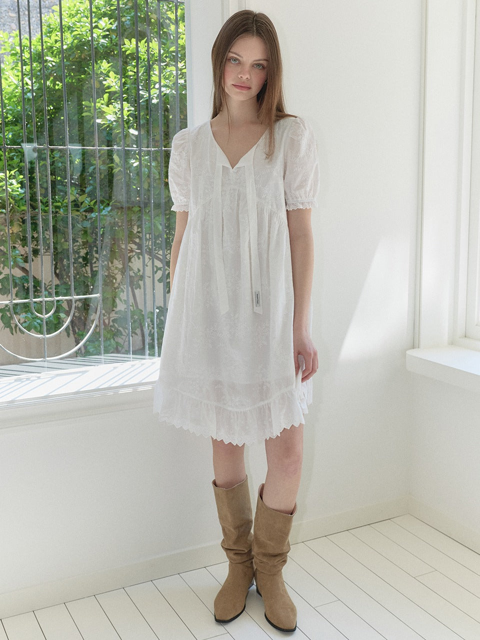 Margarin Fingers - Floral Tie One-Piece (White) product image 1 | TRAB K-Fashion Australia