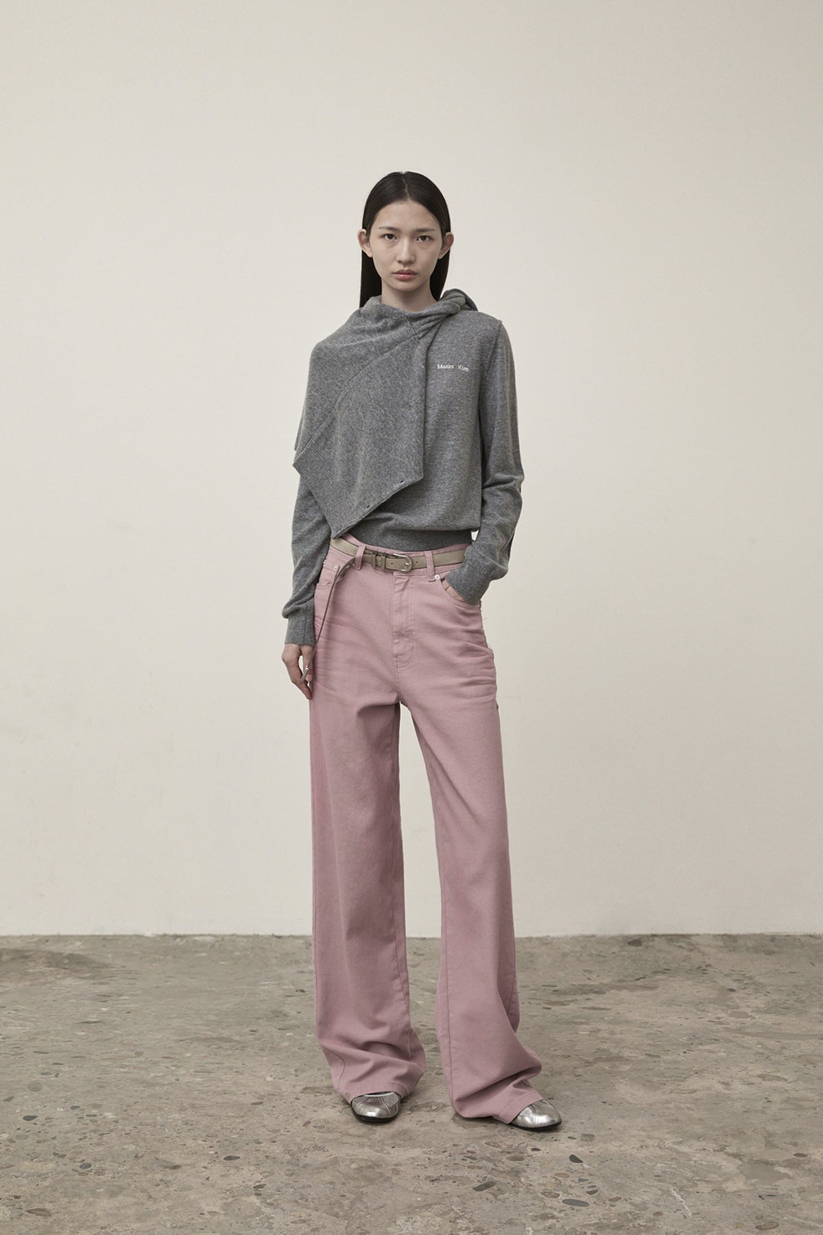 Matin Kim - Cashmere Blended Round Knit Pullover (Grey) product image 5 | TRAB K-Fashion Australia
