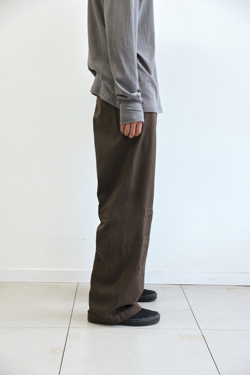 Hatchingroom - Bondage Pants Mud (Khaki) product image 12 | TRAB K-Fashion Australia