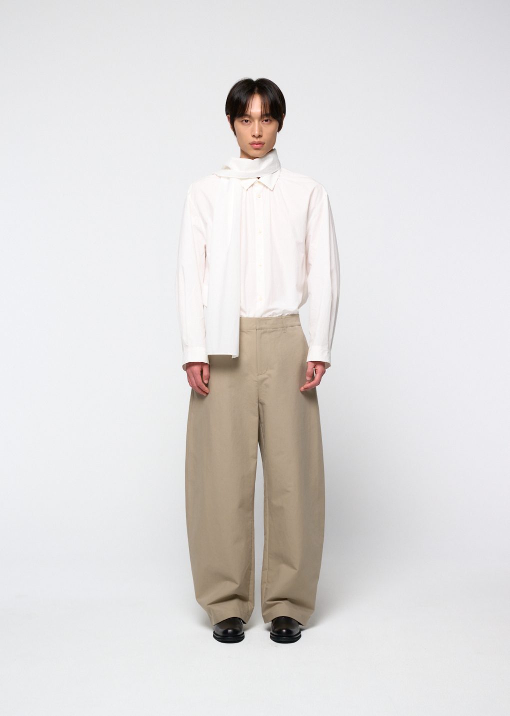 Amomento - Neck shirring shirt (White) product image 2 | TRAB K-Fashion Australia