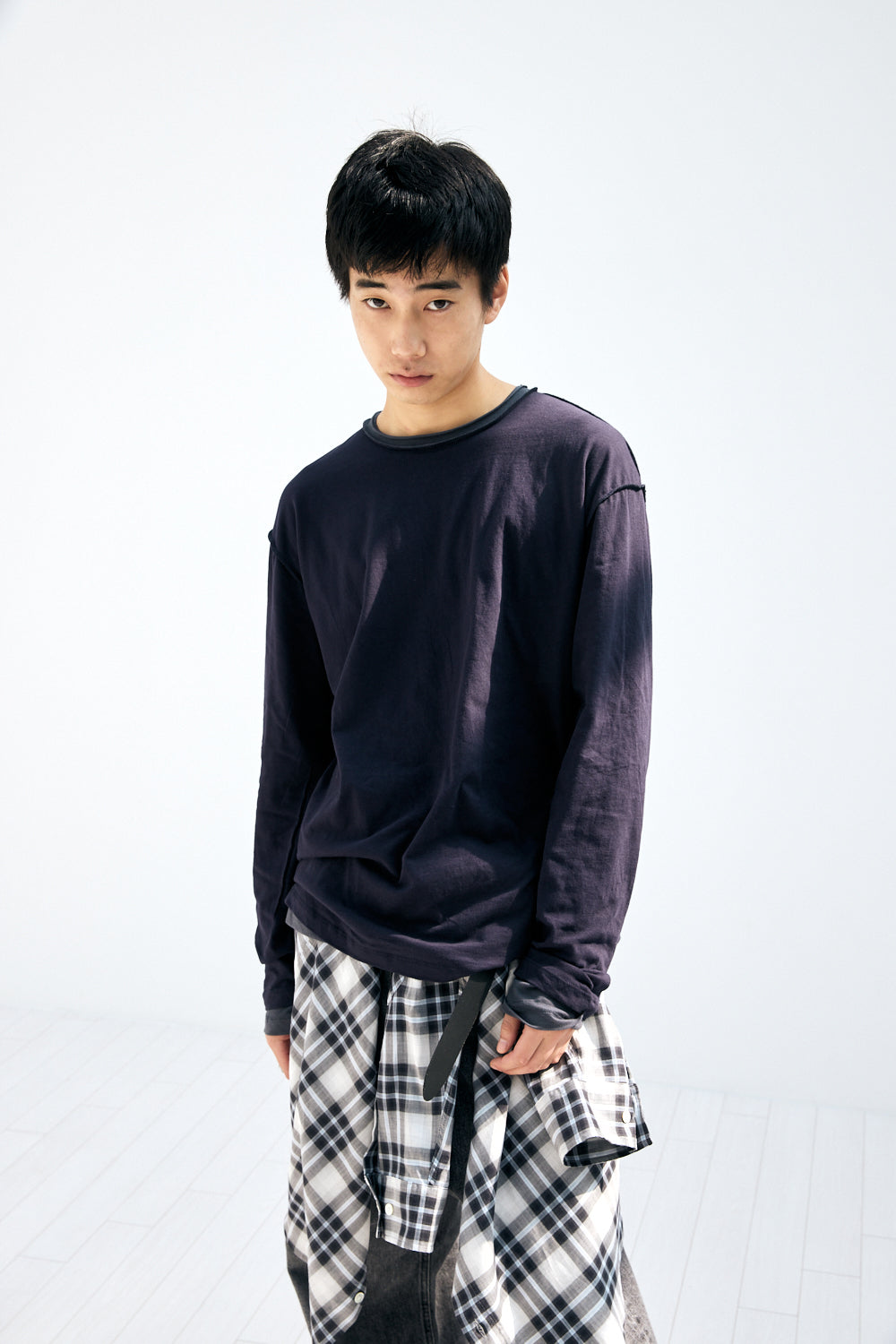 Hatchingroom - Two Face Tee (Graphite/Dark Navy) product image 10 | TRAB K-Fashion Australia