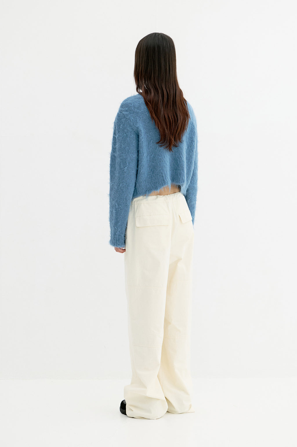 Coor - Fuzzy Cropped Cardigan (Blue) product image 4 | TRAB K-Fashion Australia