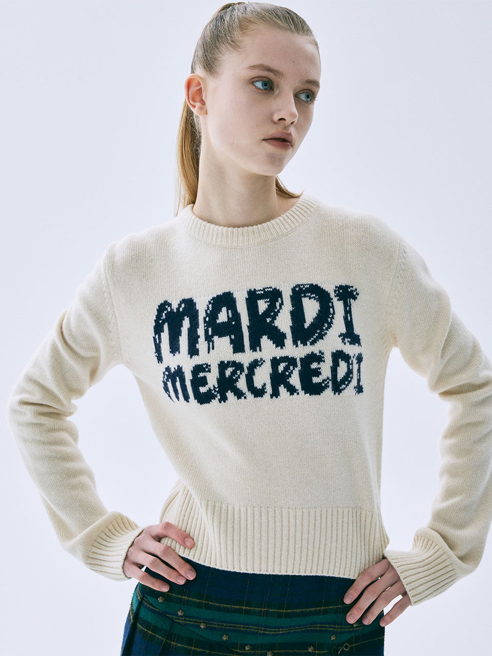 Mardi Mercredi - Cashmere Cropped Round Neck Brush Logo Contrast (Cream Navy) product image 1 | TRAB K-Fashion Australia