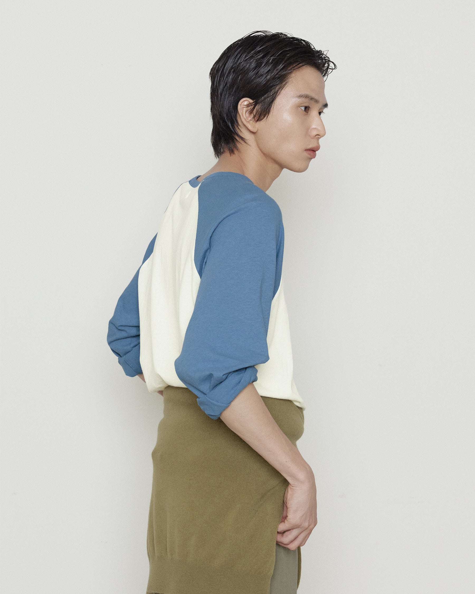Brownyard - Cut Off Raglan Long Sleeve (Blue) product image 2 | TRAB K-Fashion Australia