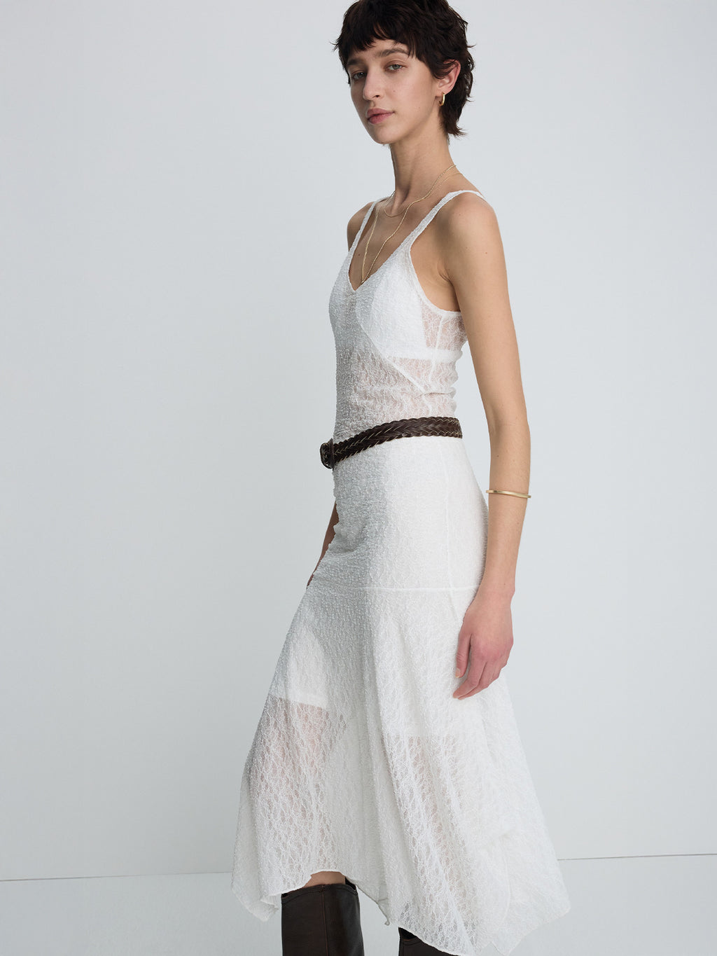 Tonywack - Lace Sleeveless Maxi Dress (Off White) product image 2 | TRAB K-Fashion Australia