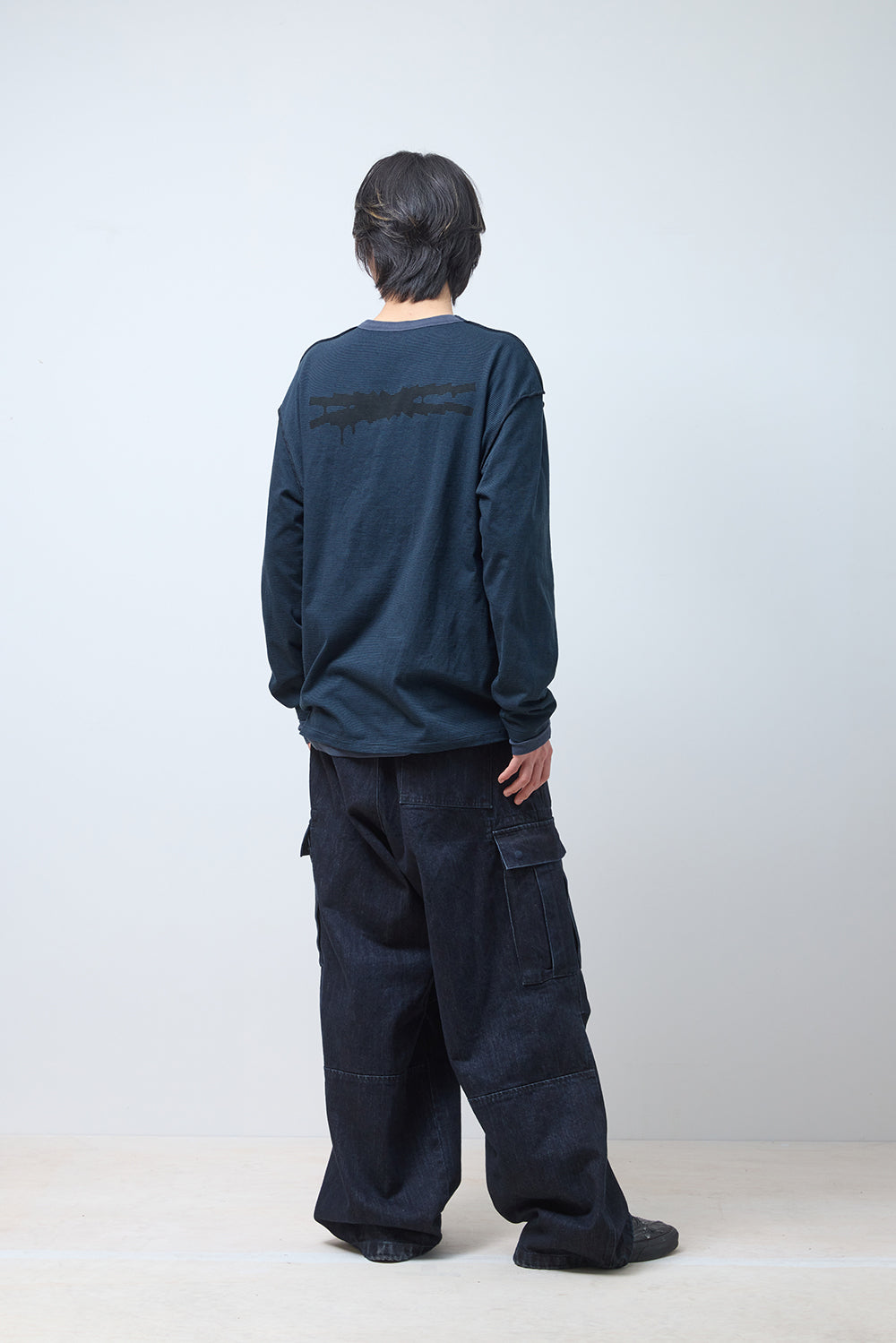 Hatchingroom - LE SSERAFIM x HATCHINGROOM Two-Face (L/S T-Shirt) product image 17 | TRAB K-Fashion Australia