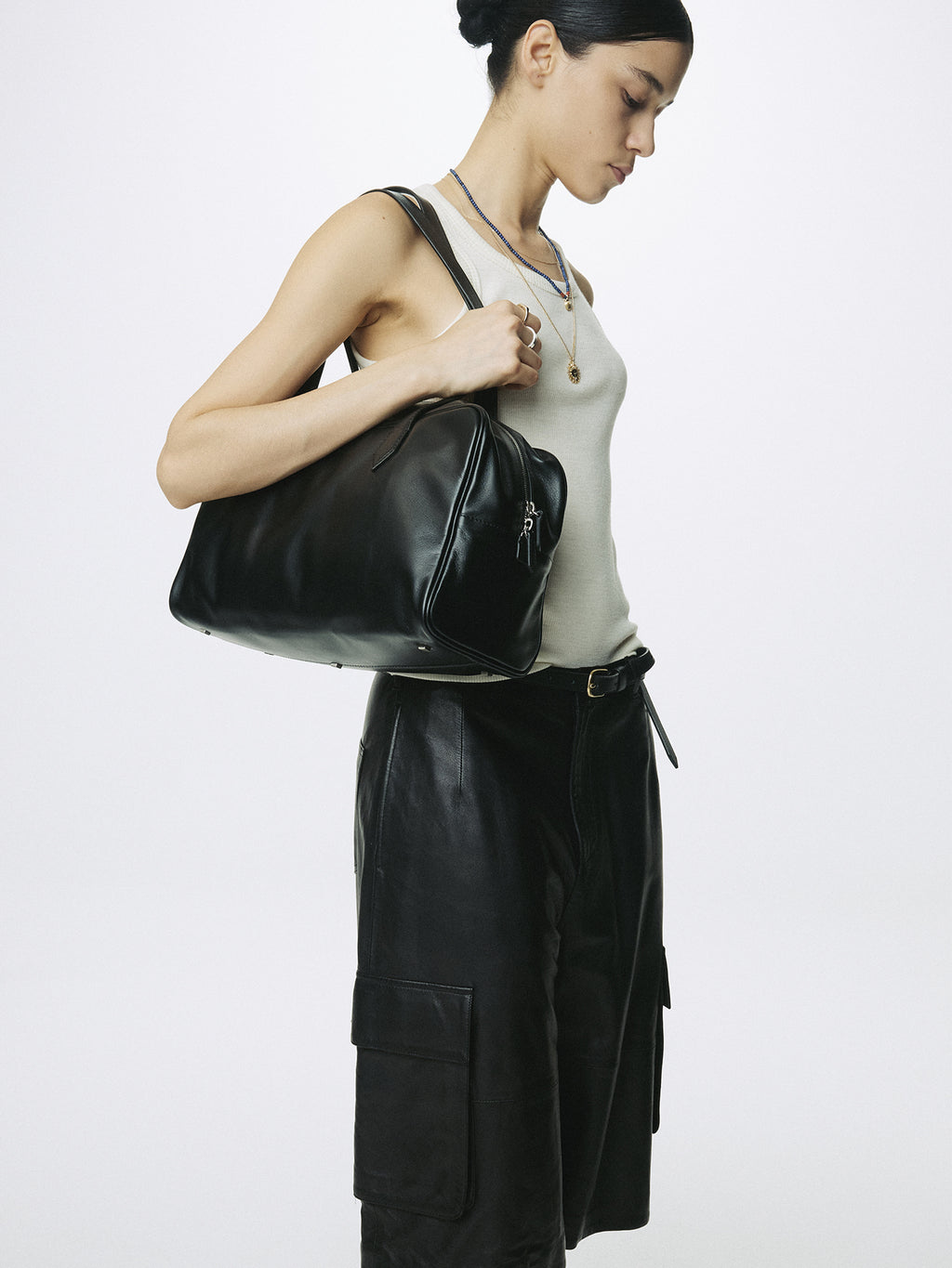 Tonywack - Lamb Leather Cargo Shorts (Black) product image 3 | TRAB K-Fashion Australia