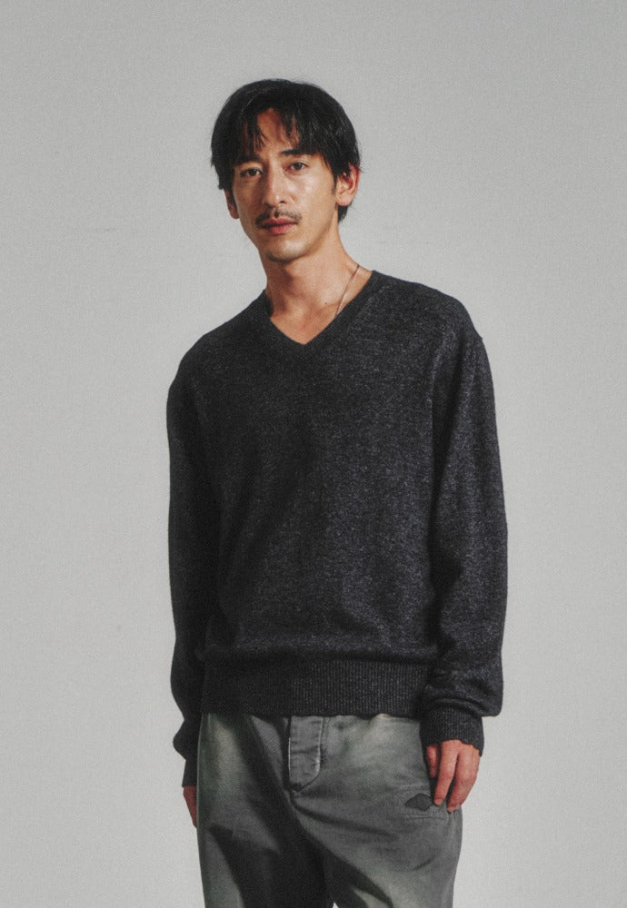 Art if acts - Cashmere V-Neck Knit (Anchor) product image 1 | TRAB K-Fashion Australia
