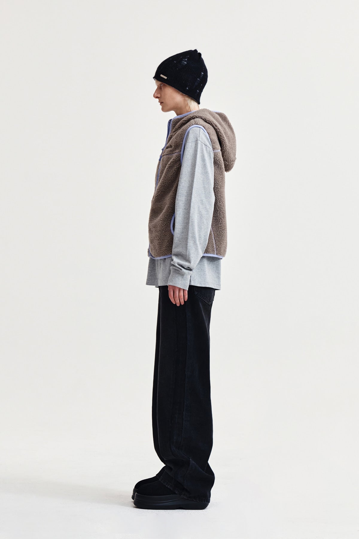 Matin Kim - Fleece Hoody Vest (Grey) product image 6 | TRAB K-Fashion Australia