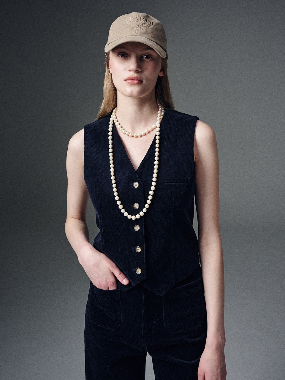 Mardi Mercredi - Corduroy Vest (Navy) product image 1 | TRAB K-Fashion Australia