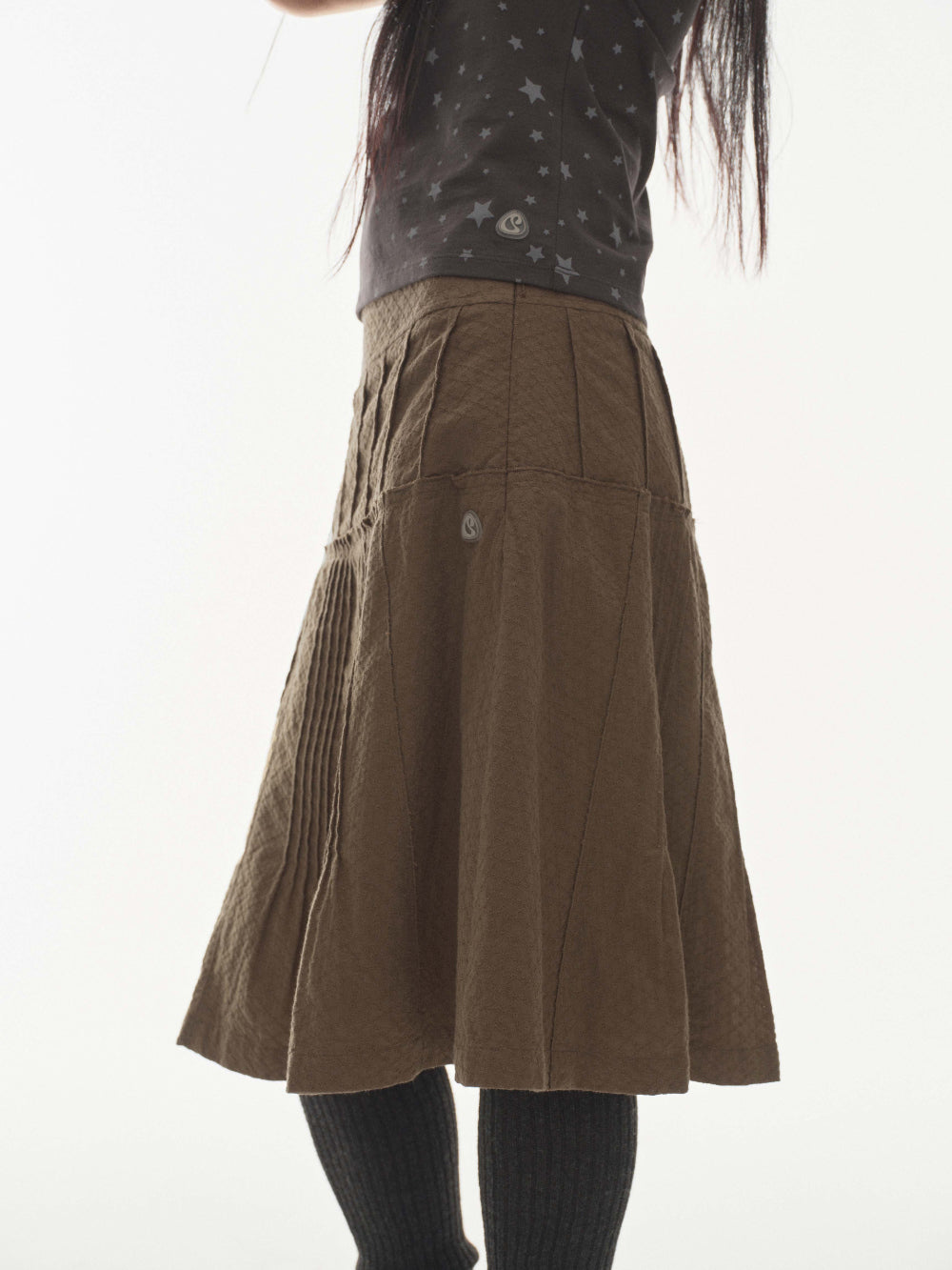 Coyseio - Flower Pintuck Skirt (Brown) product image 3 | TRAB K-Fashion Australia