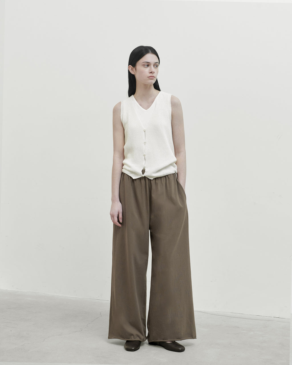 Brownyard - Paper Cotton Knit Vest (Ivory) product image 1 | TRAB K-Fashion Australia