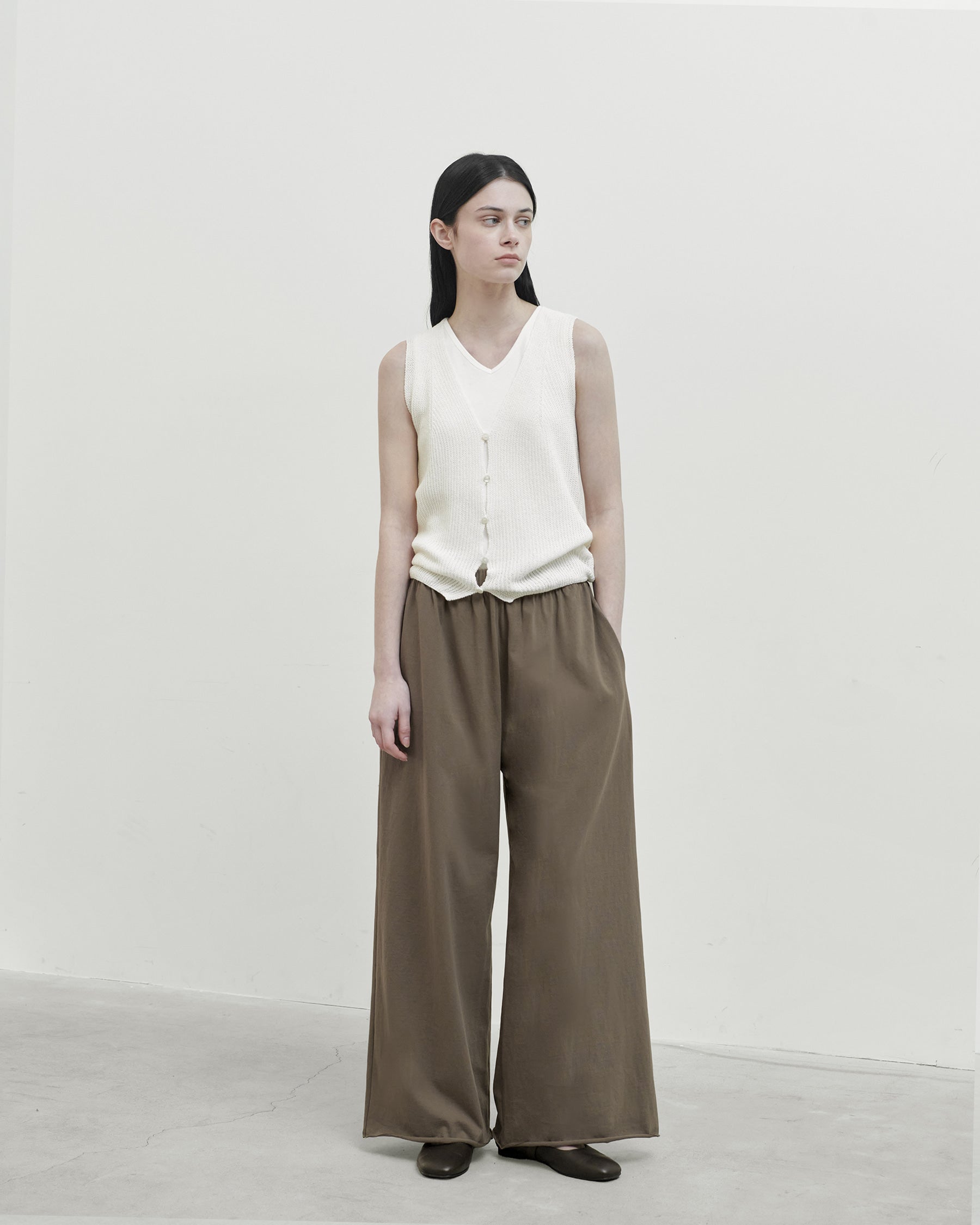 Brownyard - Paper Cotton Knit Vest (Ivory) product image 1 | TRAB K-Fashion Australia