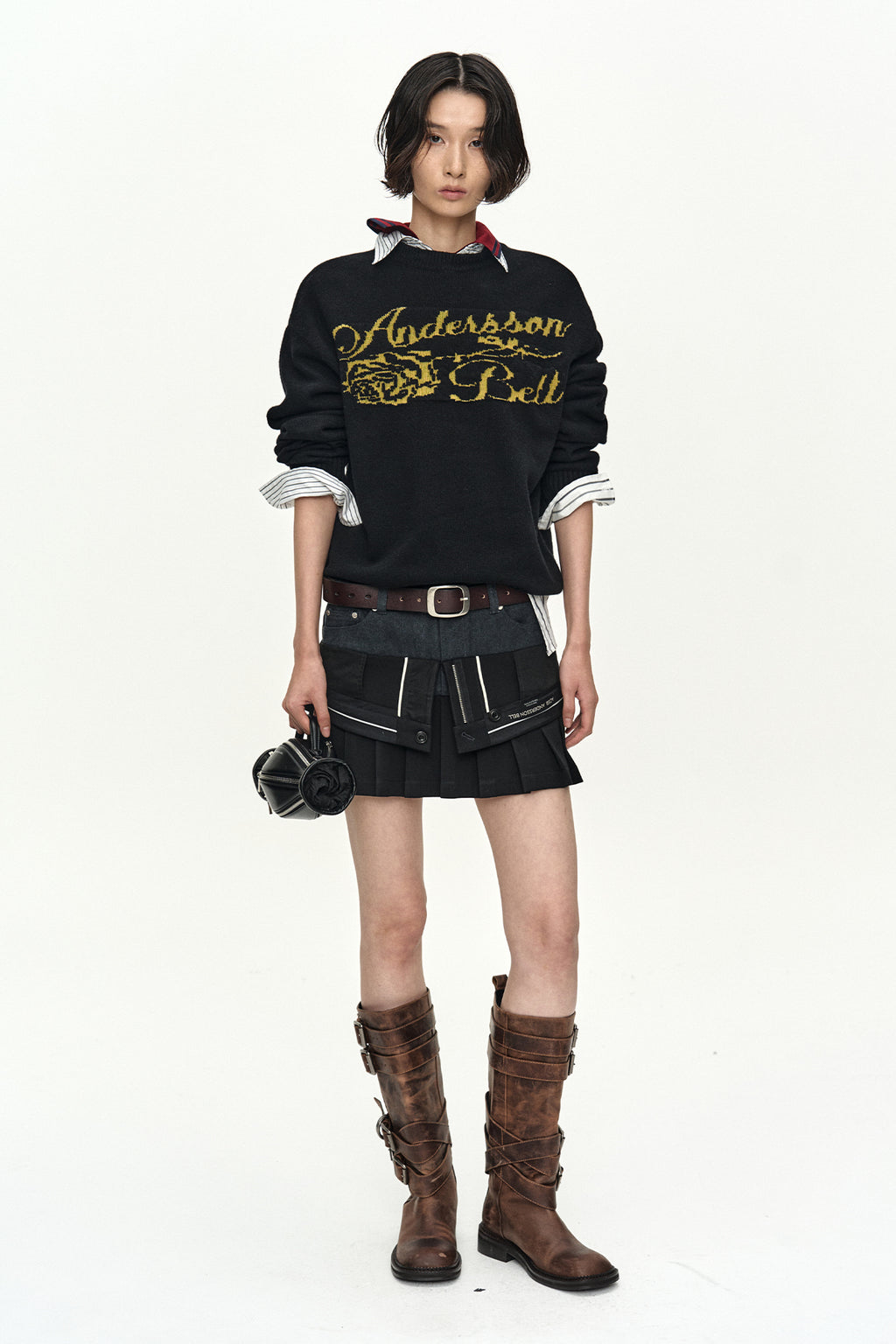 Andersson Bell - Unisex Cashmere Rose Crew-Neck Sweater (Black) product image 6 | TRAB K-Fashion Australia