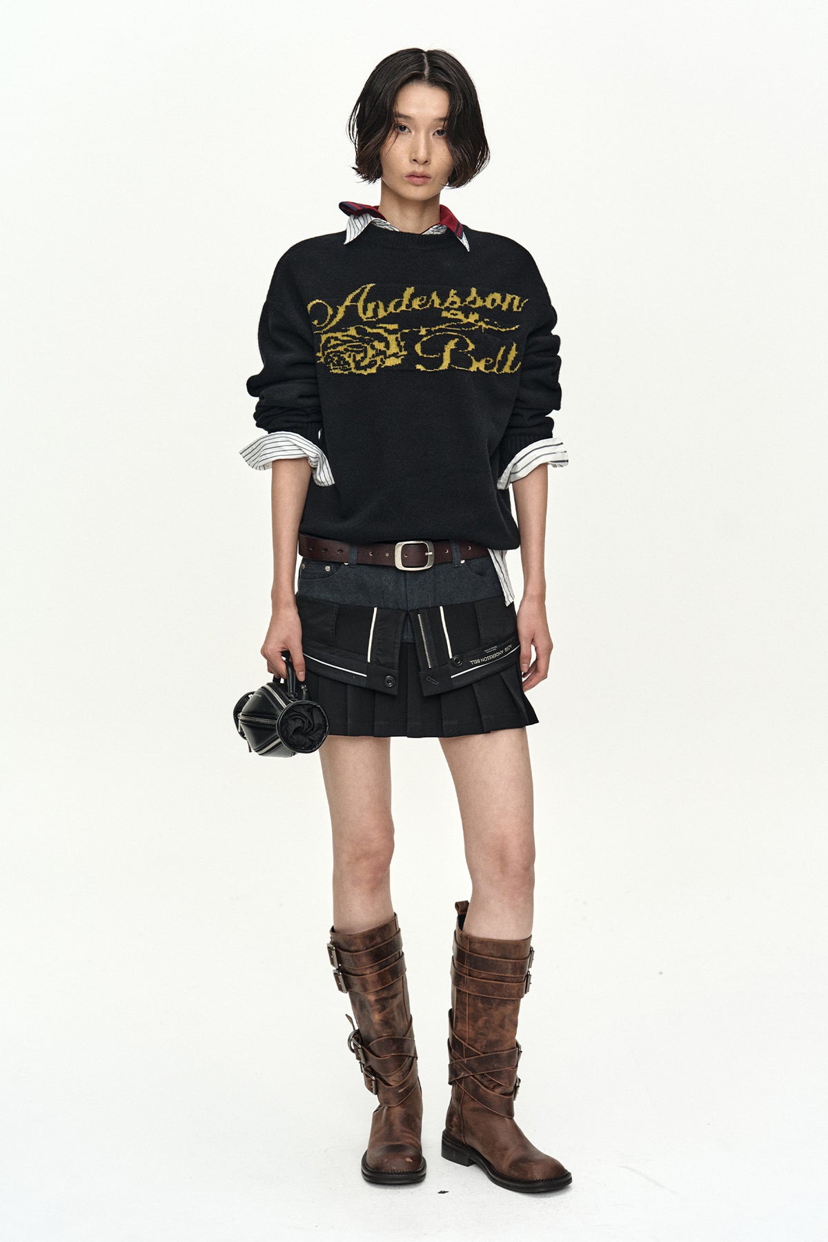 Andersson Bell - Unisex Cashmere Rose Crew-Neck Sweater (Black) product image 6 | TRAB K-Fashion Australia