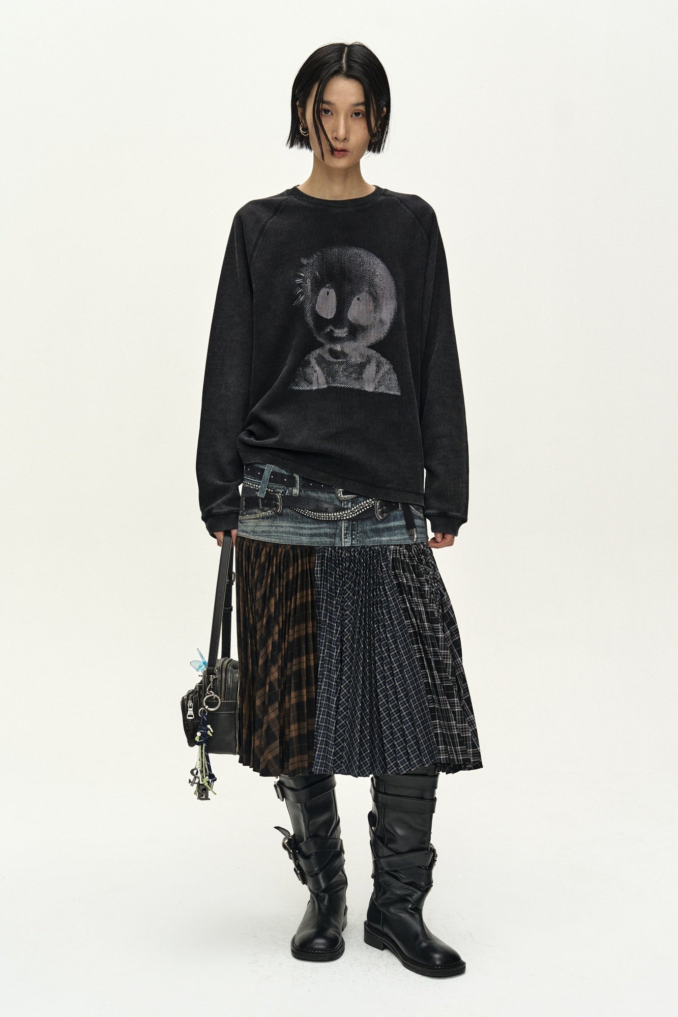 Andersson Bell - Unisex Alien Machinery Waffle Long Sleeve T-Shirt (washed Black) (Washed Black) product image 2 | TRAB K-Fashion Australia