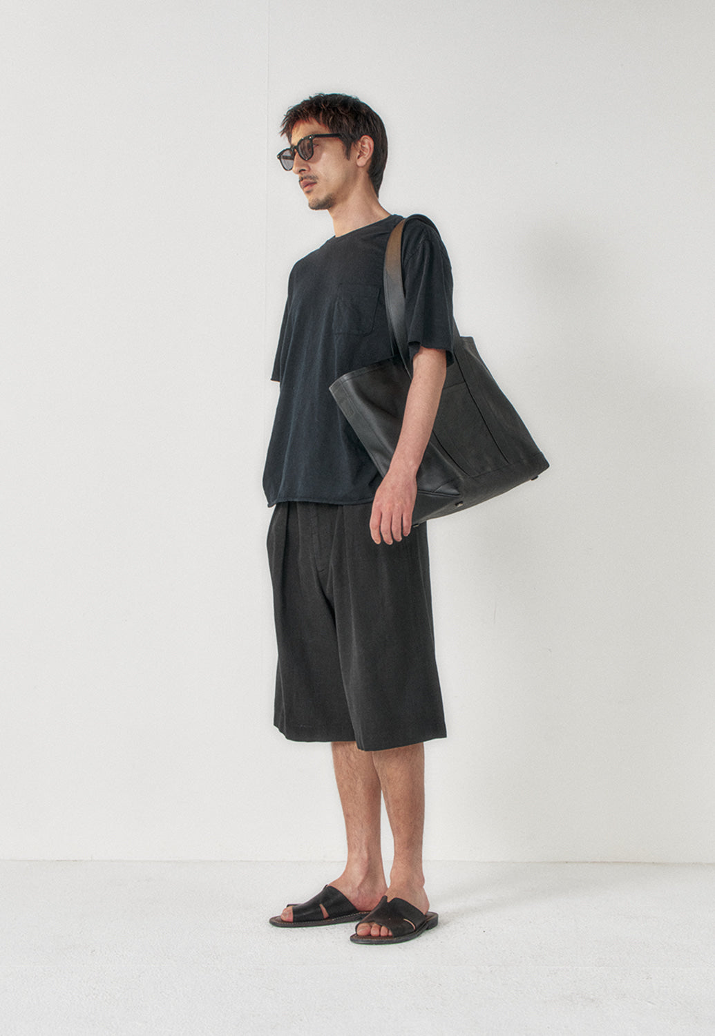 Art if acts - Cut Off T-Shirt (Black) product image 2 | TRAB K-Fashion Australia