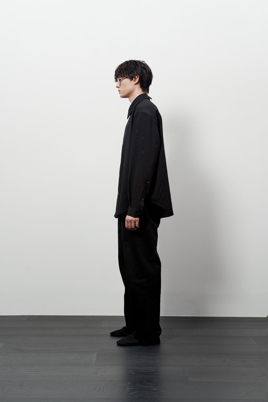 Stu - Crystal Stripe Shirt (Black) product image 3 | TRAB K-Fashion Australia