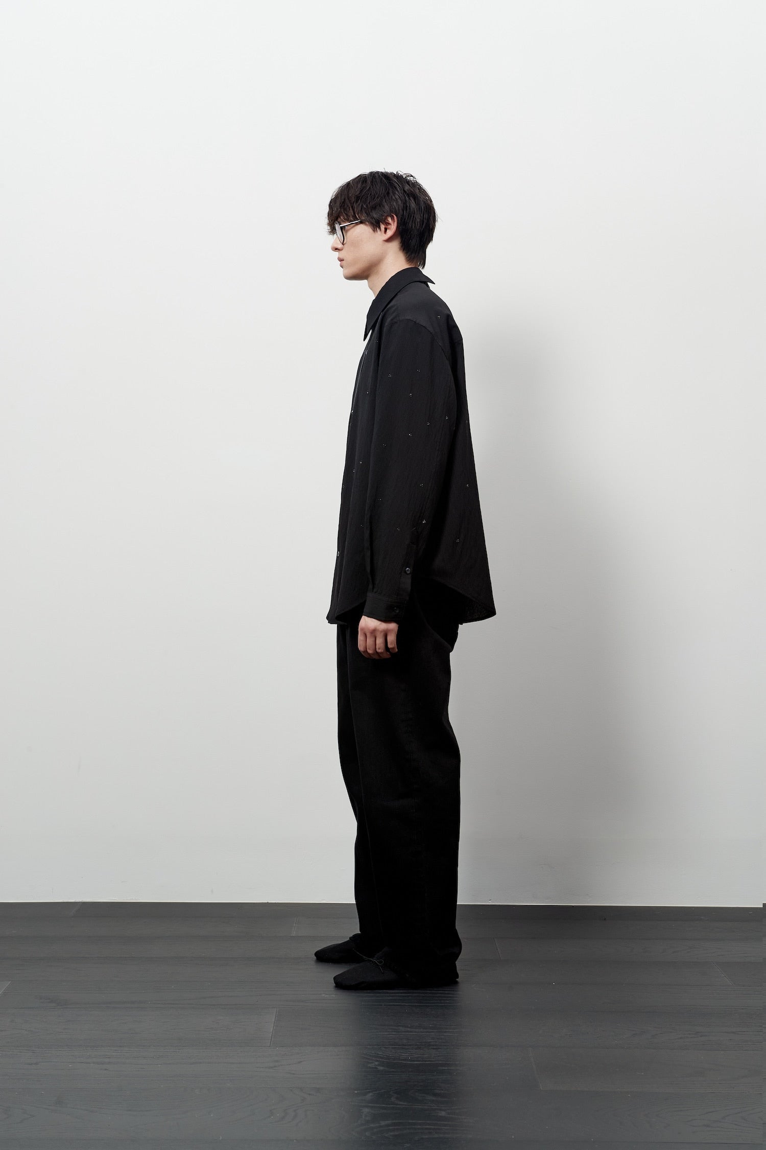 Stu - Crystal Stripe Shirt (Black) product image 3 | TRAB K-Fashion Australia