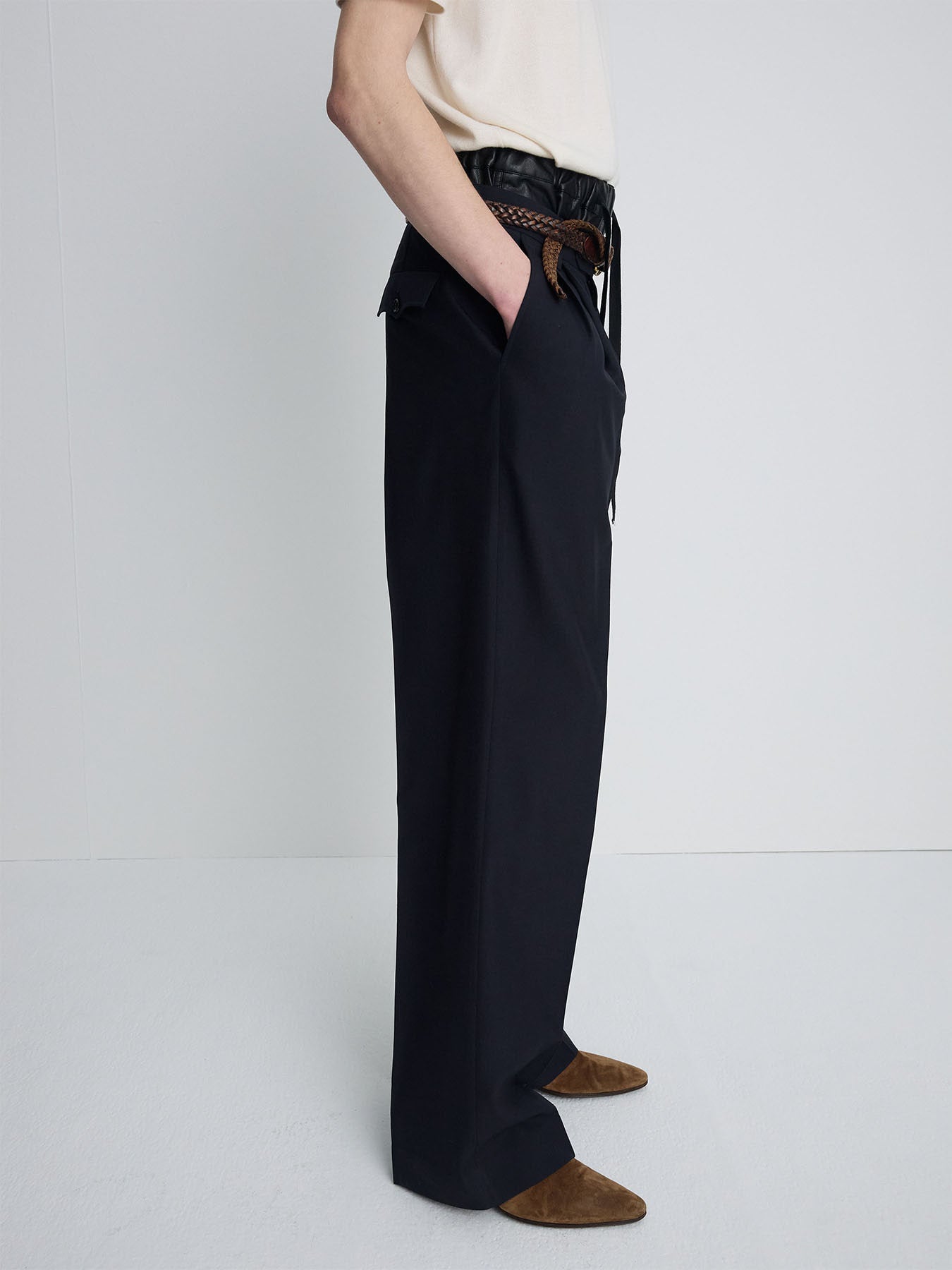 Tonywack - Tropical Wool Low-Rise Pleated Trousers (Navy) product image 8 | TRAB K-Fashion Australia