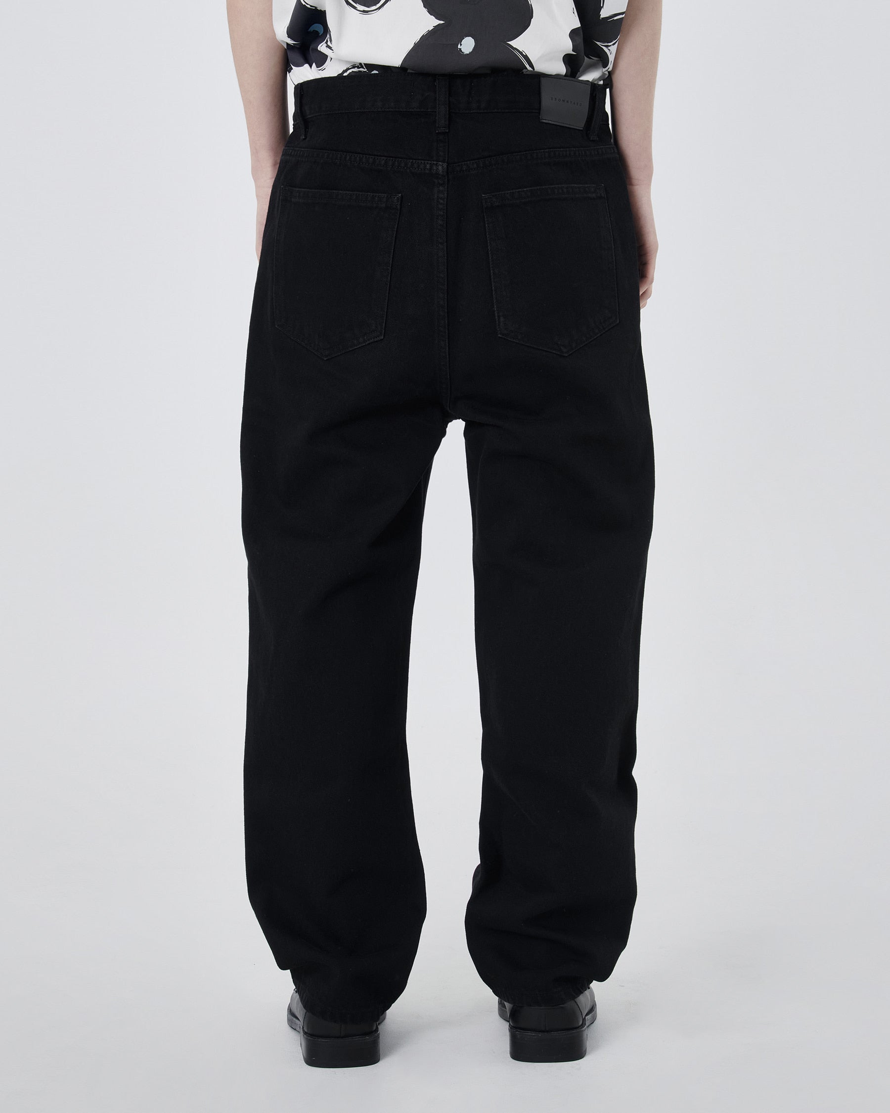 Brownyard - New Standard Denim (Black) product image 2 | TRAB K-Fashion Australia