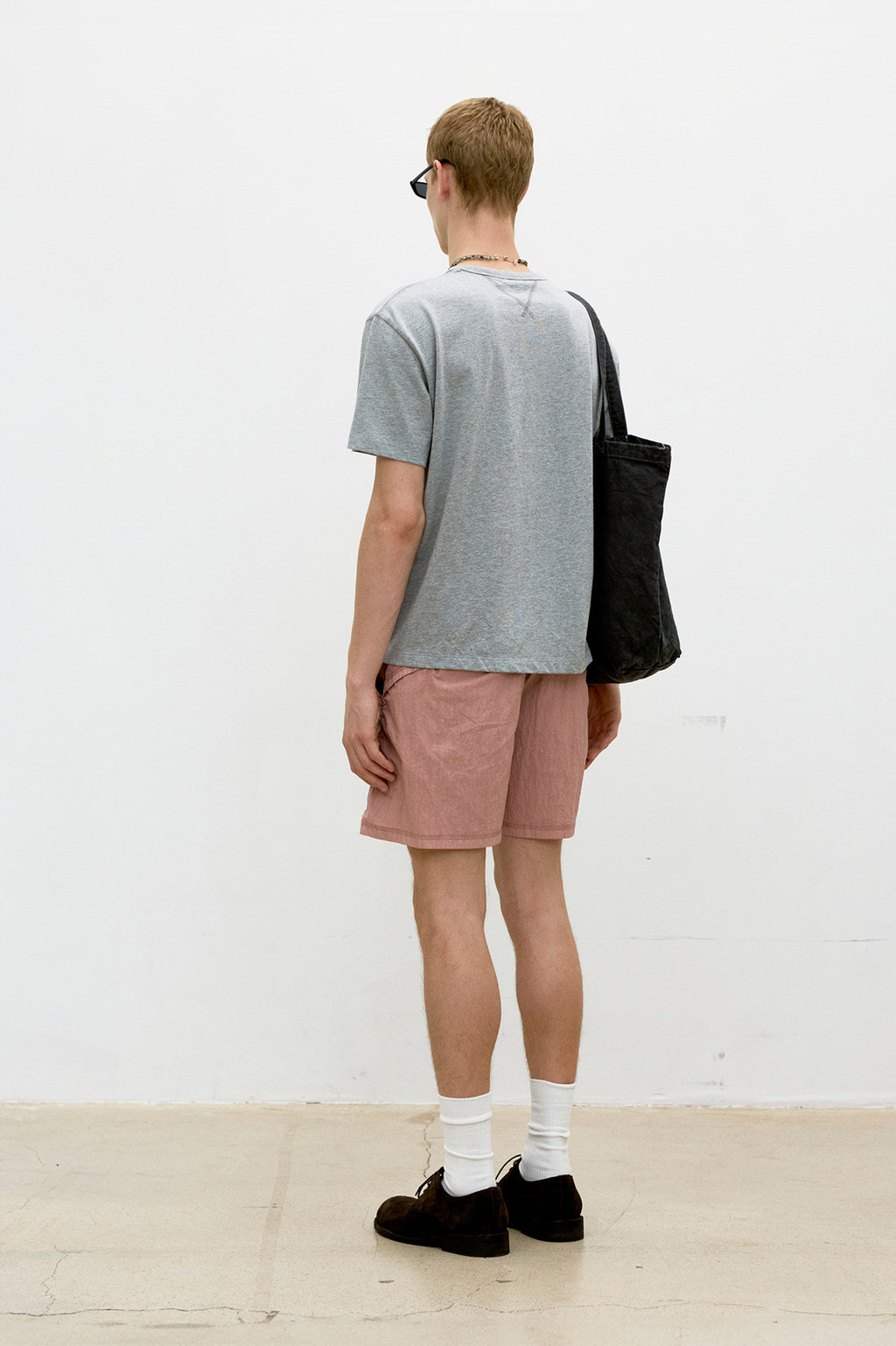 Coor - Chain Stitch Pointed Crop T-Shirt (Melange Gray) product image 4 | TRAB K-Fashion Australia