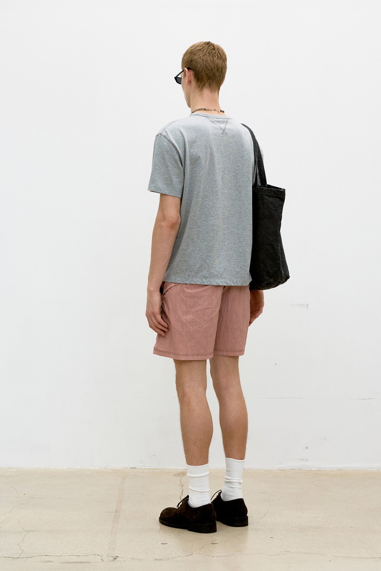 Coor - Chain Stitch Pointed Crop T-Shirt (Melange Gray) product image 4 | TRAB K-Fashion Australia