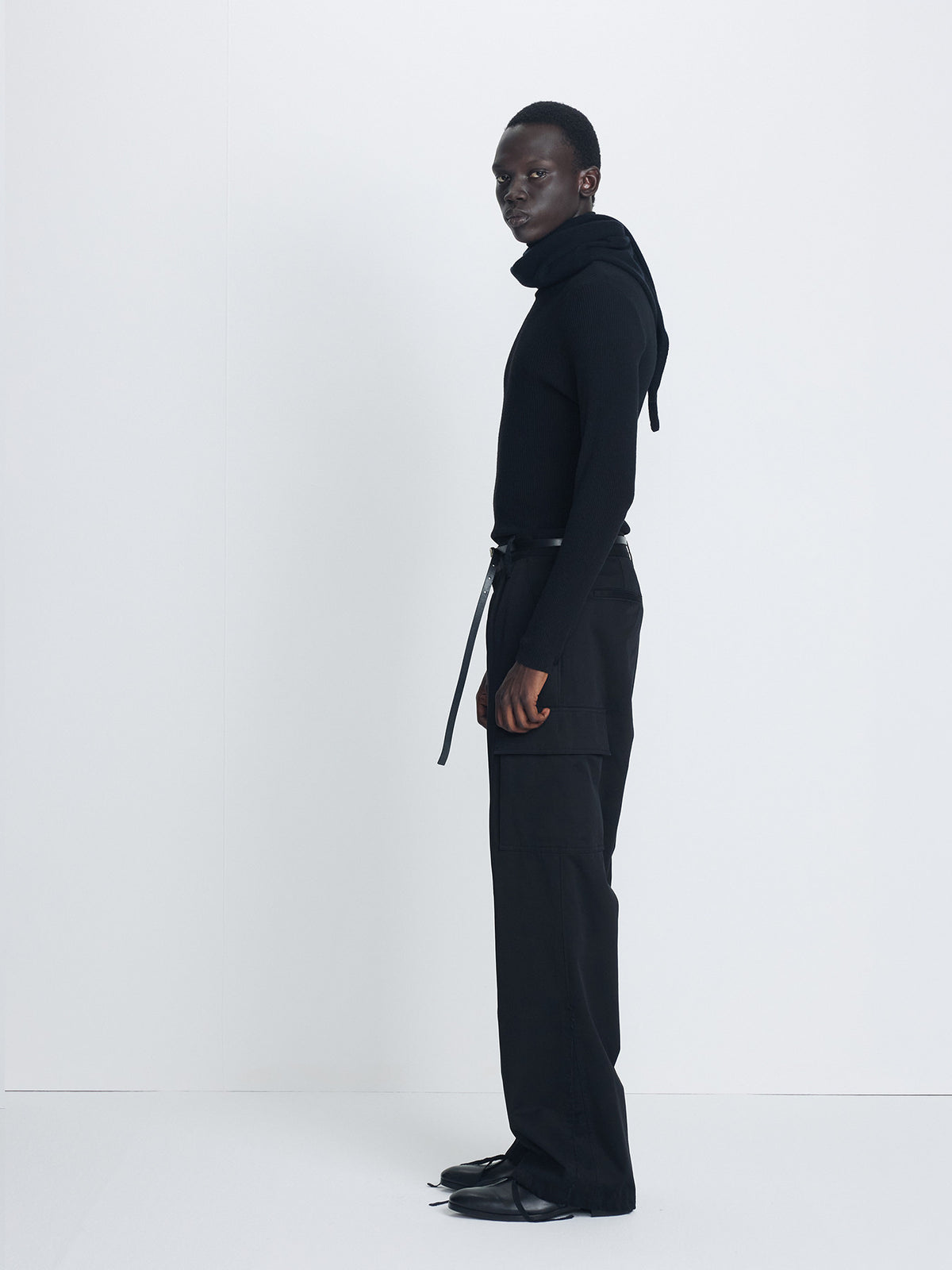 Tonywack - Re-Cut Wide Leg Cargo Pants (Black) product image 2 | TRAB K-Fashion Australia
