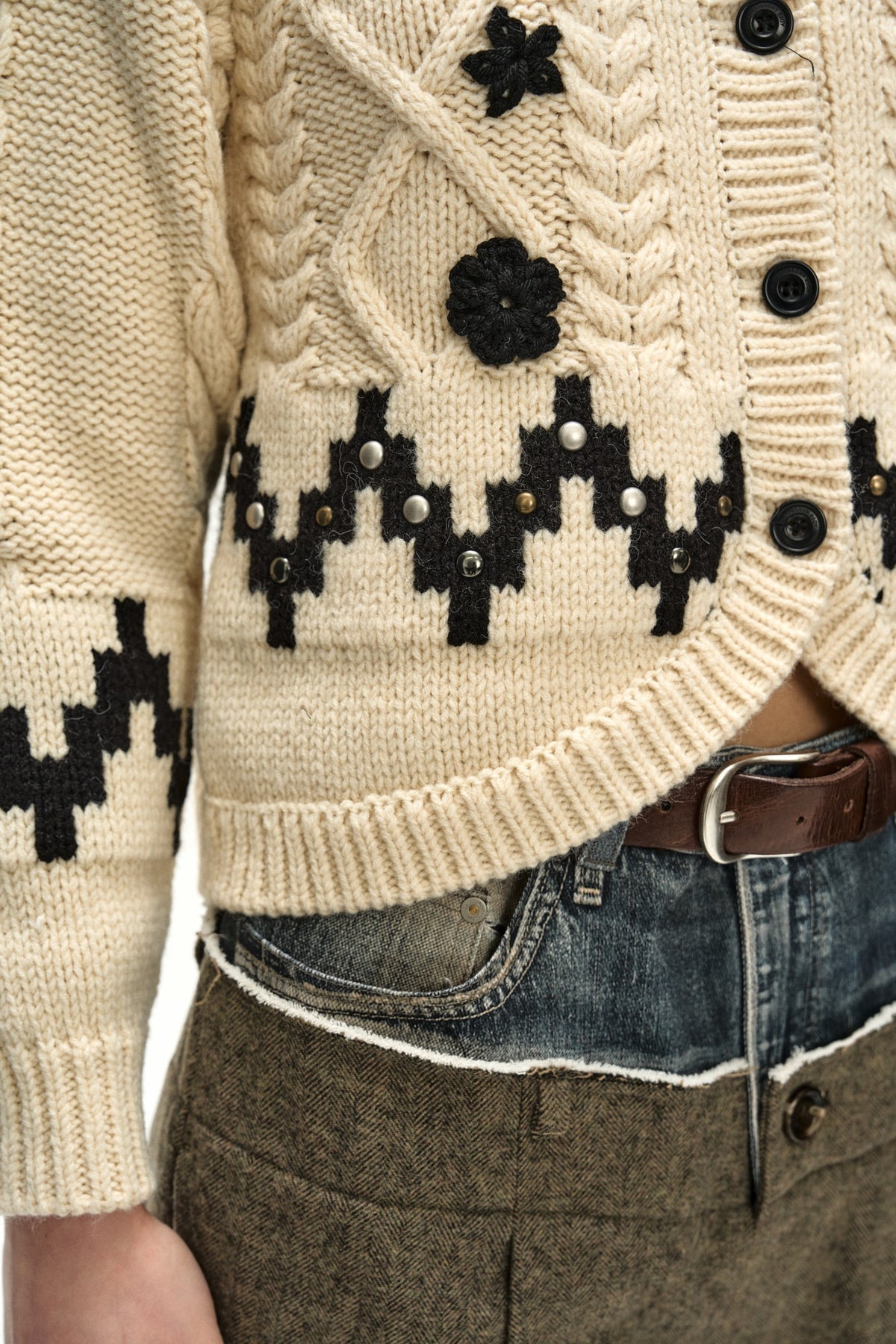 Andersson Bell - Fiori Camelia Cardigan (Ecru) product image 5 | TRAB K-Fashion Australia