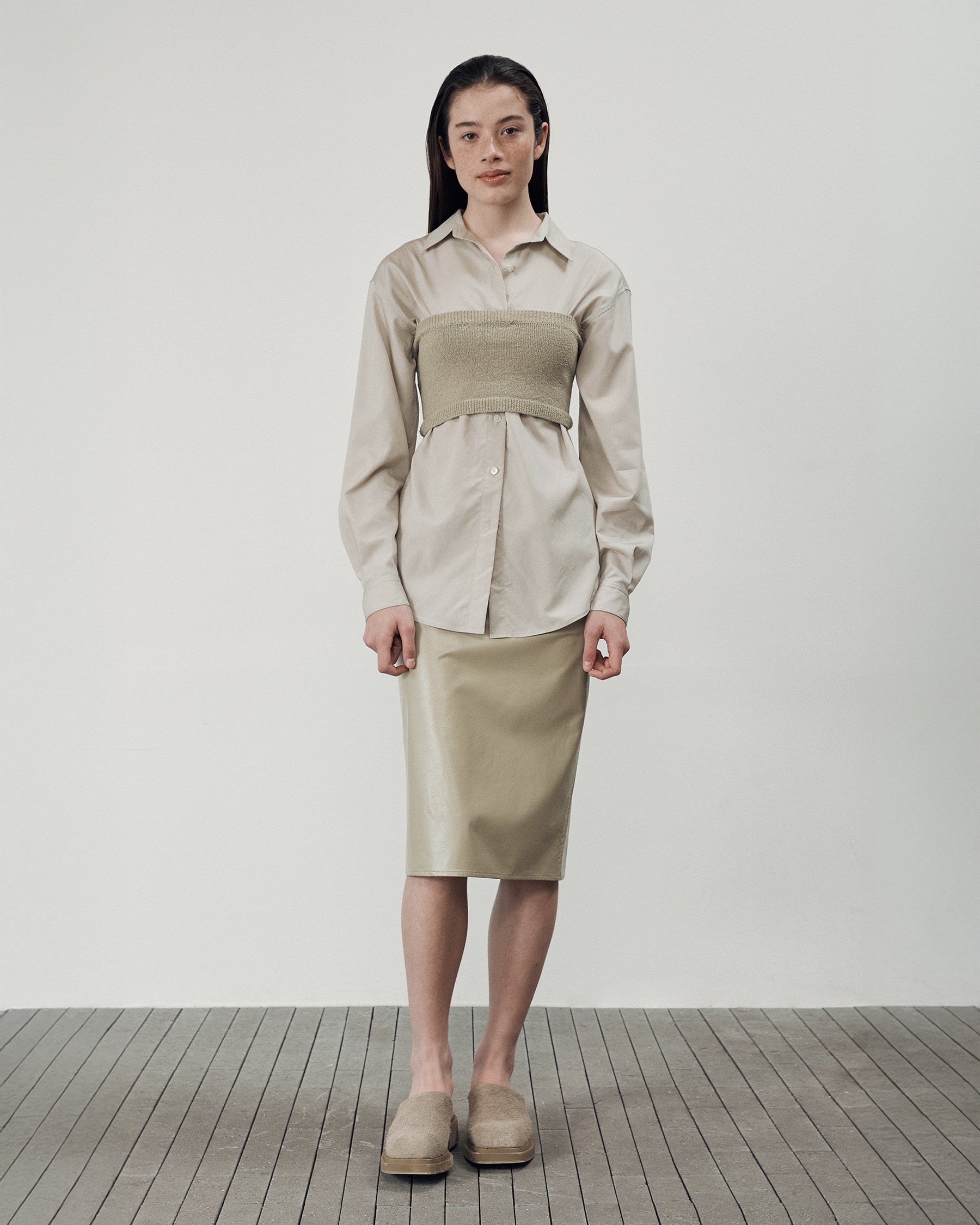 Brownyard - Crack Leather Midi Skirt (Olive) product image 9 | TRAB K-Fashion Australia