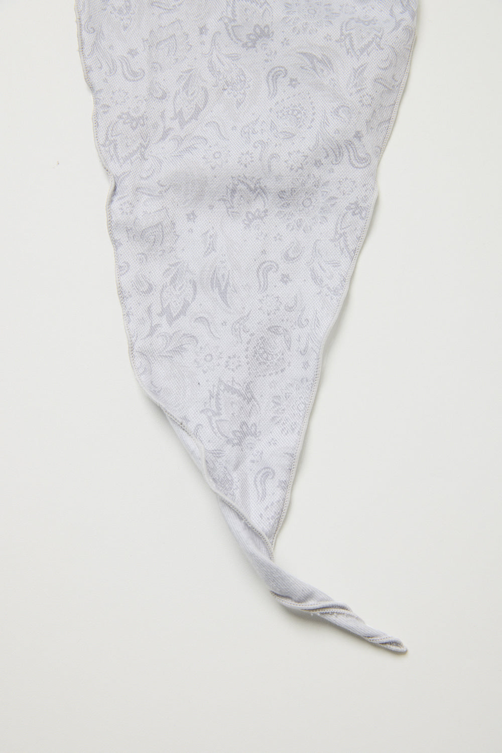 Hatchingroom - Diamond Scarf Floral Paisley (Light Grey) product image 2 | TRAB K-Fashion Australia