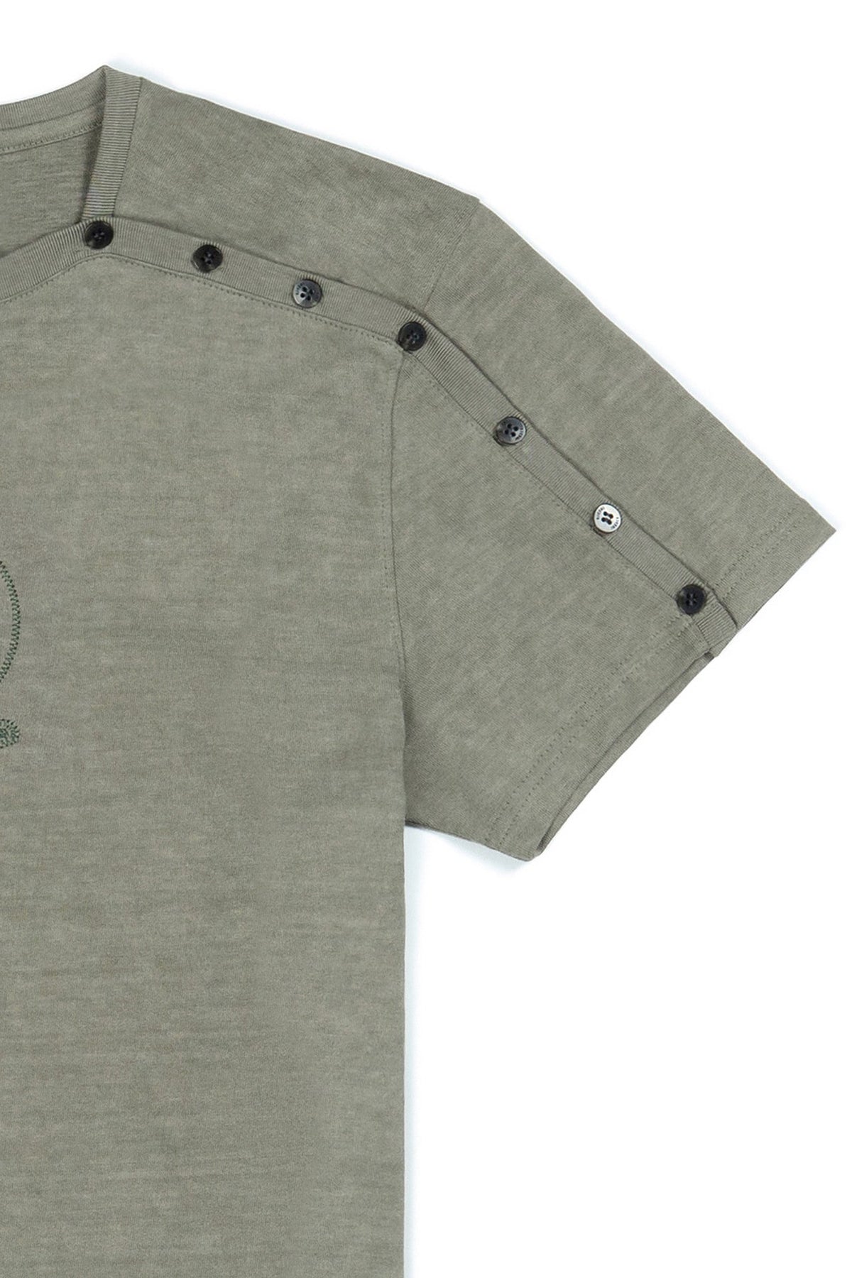 Ioedle - Gravity Beyond Fastening T-Shirt (Olive) product image 6 | TRAB K-Fashion Australia