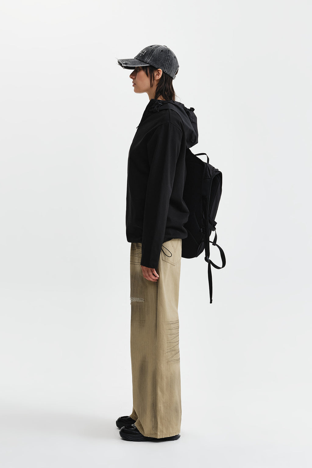 Matin Kim - Color Block Hoody Quarter Zip Up (Black) product image 7 | TRAB K-Fashion Australia